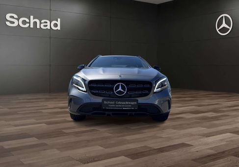 Mercedes-Benz GLA 200, 2019