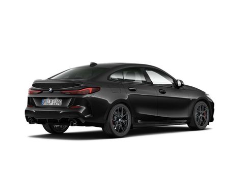BMW 220, 2023