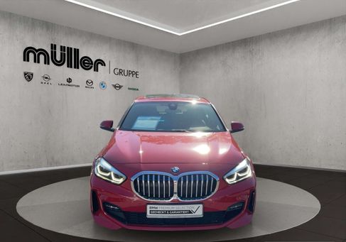 BMW 120, 2019
