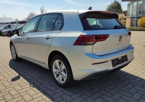 Volkswagen Golf, 2023 3