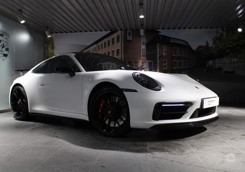 Porsche 911, 2022