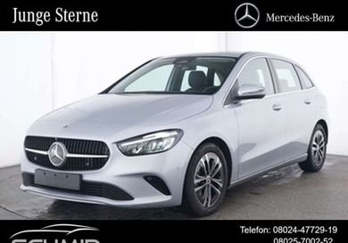 Mercedes-Benz B 180, 2025