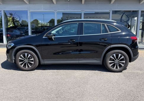 Mercedes-Benz GLA 180, 2023