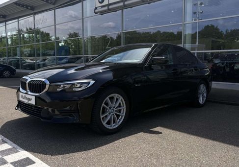 BMW 320, 2022
