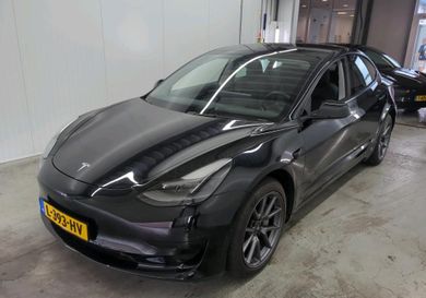 Tesla Model 3, 2021