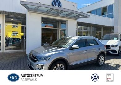 Volkswagen T-Roc, 2022