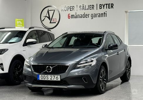 Volvo V40 Cross Country, 2017