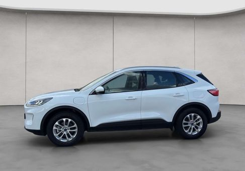 Ford Kuga, 2022