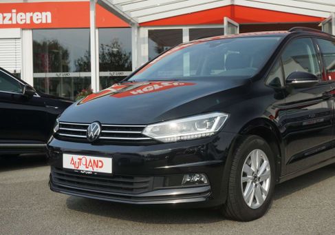 Volkswagen Touran, 2023 2
