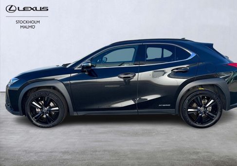 Lexus UX, 2022