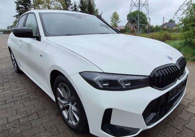 BMW 318, 2023