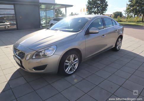 Volvo S60, 2011