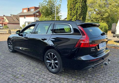 Volvo V60, 2021
