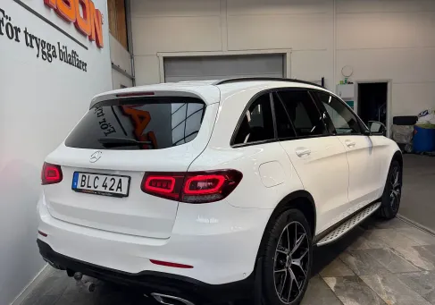 Mercedes-Benz GLC 300, 2020 3