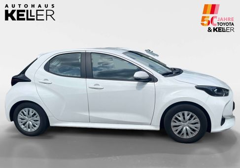 Toyota Yaris, 2022 3