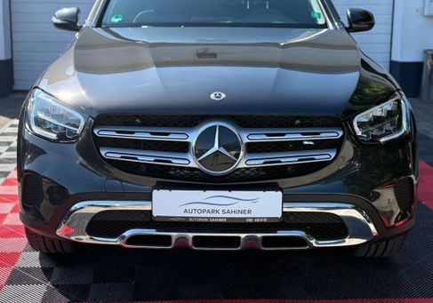 Mercedes-Benz GLC 300, 2022