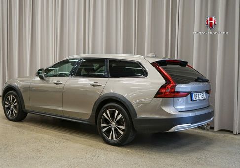 Volvo V90 Cross Country, 2022