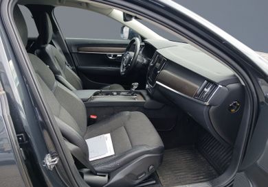 Volvo V90 Cross Country, 2020