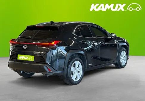 Lexus UX, 2021