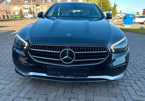 Mercedes-Benz E 220, 2021