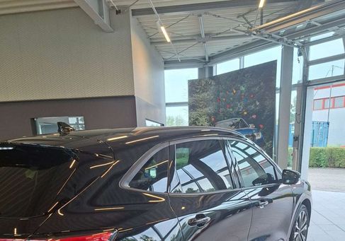 Ford Kuga, 2022