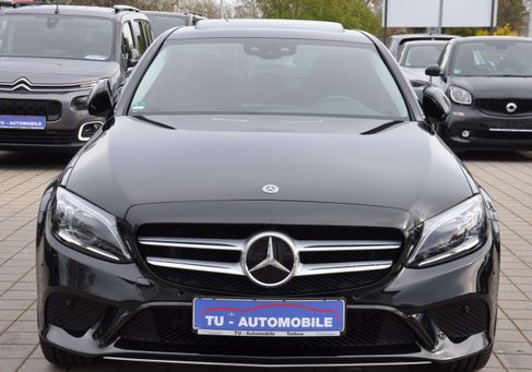 Mercedes-Benz C 300, 2020