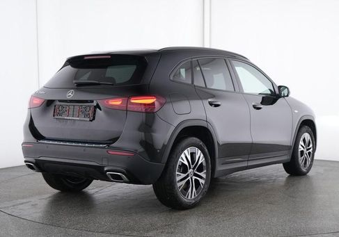 Mercedes-Benz GLA 250, 2025