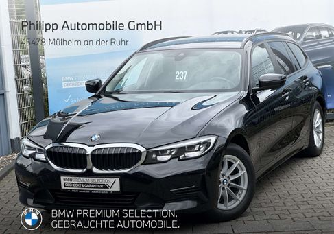 BMW 318, 2022