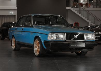 Volvo 244, 1987