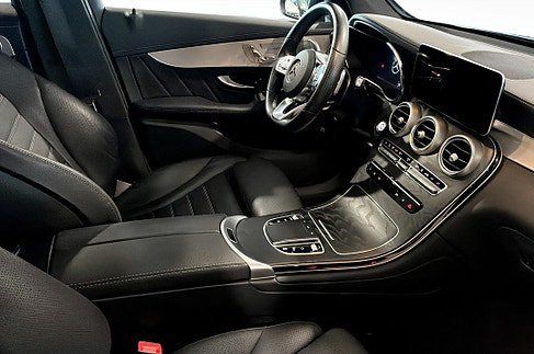 Mercedes-Benz GLC 220, 2021