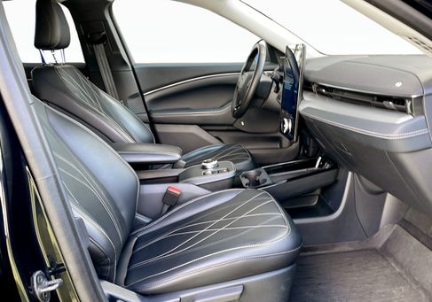 Ford Mustang Mach-E, 2021 3