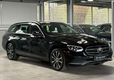 Mercedes-Benz E 300, 2022 2