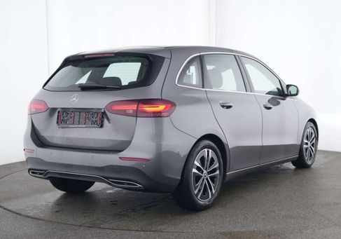 Mercedes-Benz B 200, 2024