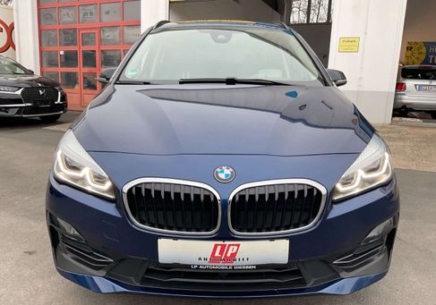 BMW 218, 2019