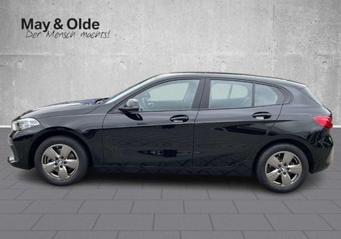 BMW 118, 2022 2