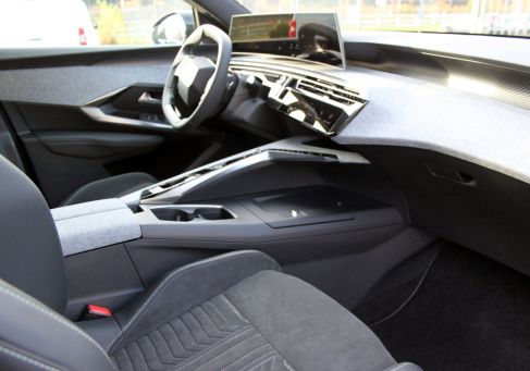 Peugeot 5008, 2024