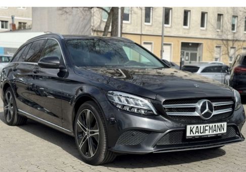 Mercedes-Benz C 300, 2020