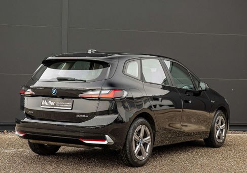 BMW 225, 2022