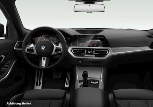 BMW 320, 2021 3