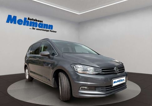 Volkswagen Touran, 2019 3
