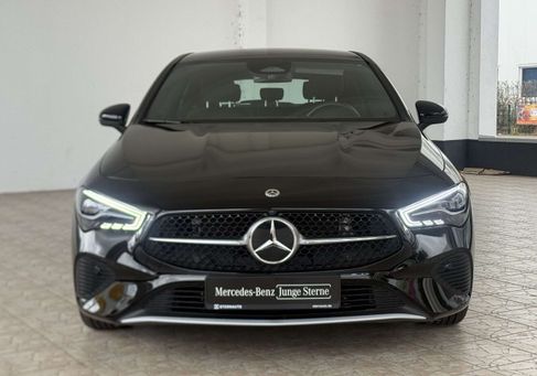 Mercedes-Benz CLA 200, 2025