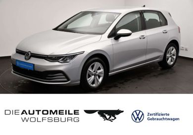 Volkswagen Golf, 2022