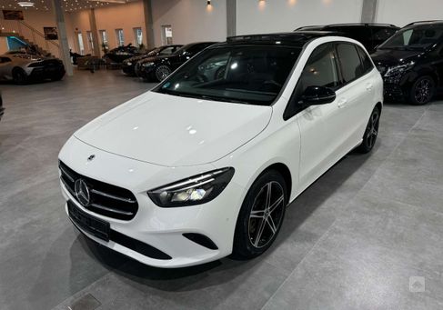 Mercedes-Benz B 250, 2022