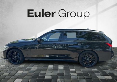 BMW 330, 2021