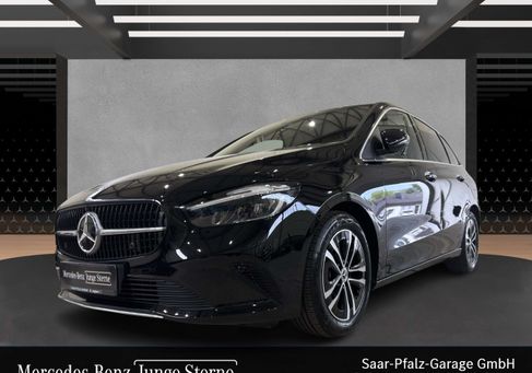 Mercedes-Benz B 180, 2024