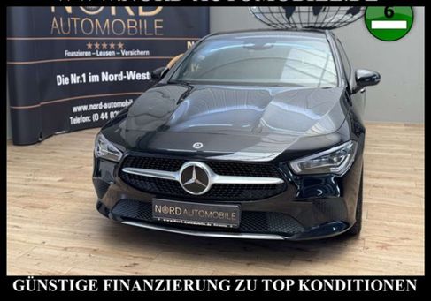 Mercedes-Benz CLA 200, 2022