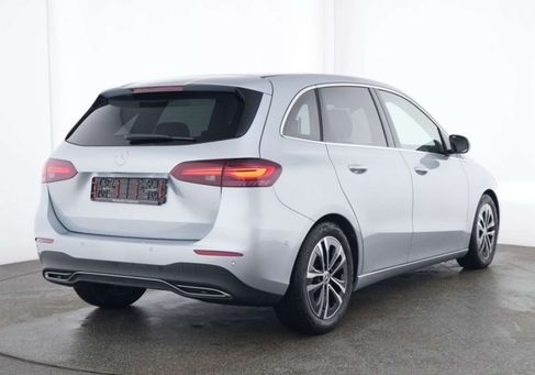 Mercedes-Benz B 200, 2024