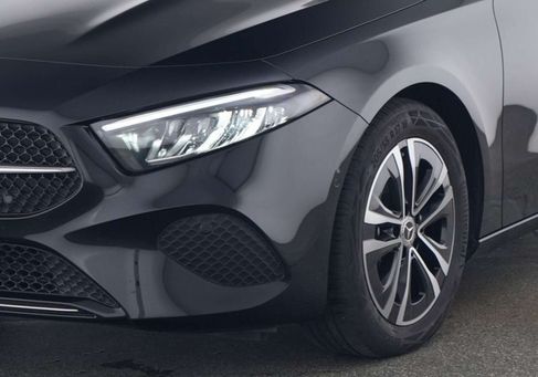 Mercedes-Benz A 200, 2025