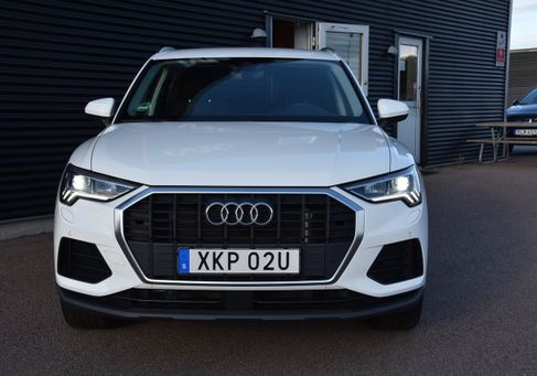Audi Q3, 2021 2