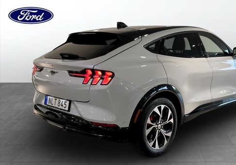 Ford Mustang Mach-E, 2021 2